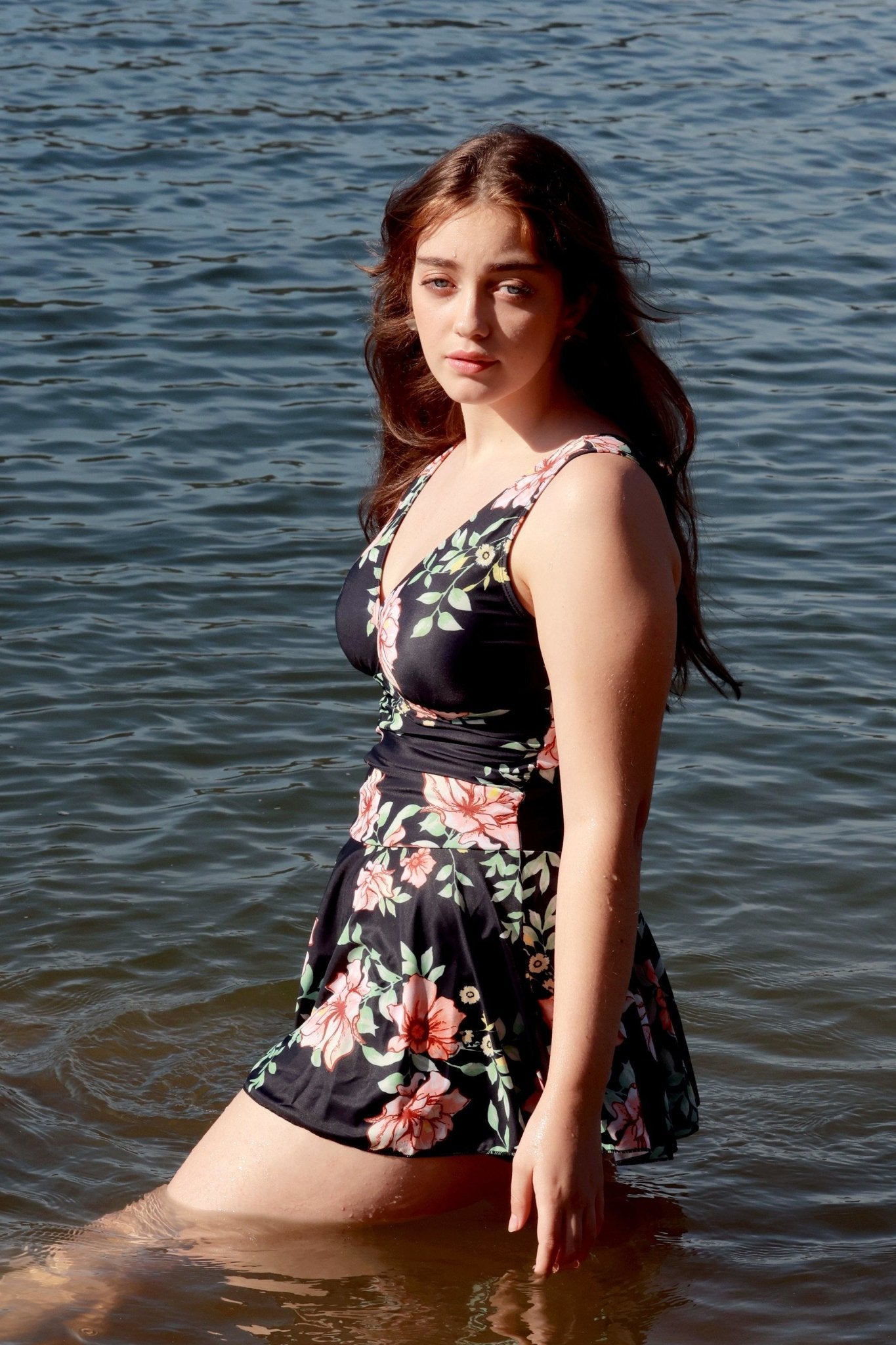 Black Peony V-neck Swim One-Piece - POSESHE