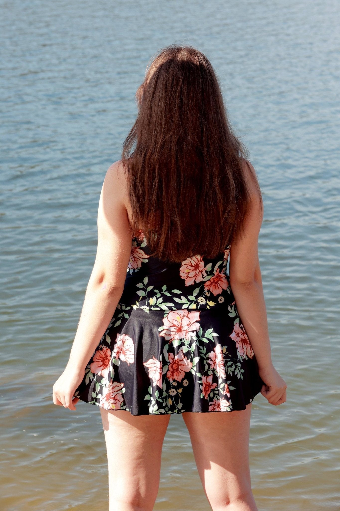 Black Peony V-neck Swim One-Piece - POSESHE