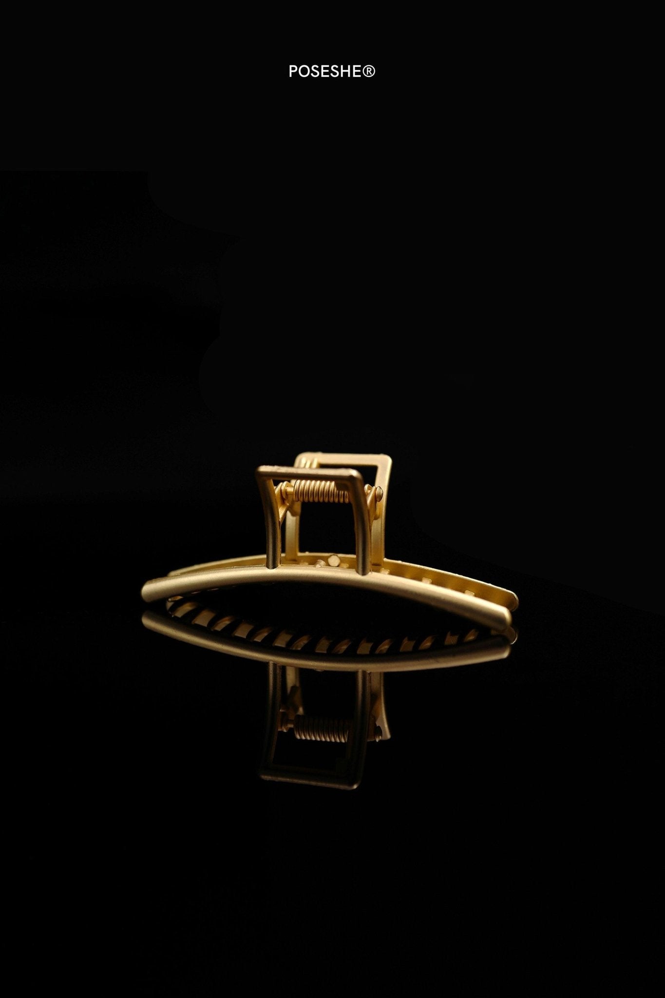 Golden Hair Claw Clip - POSESHE