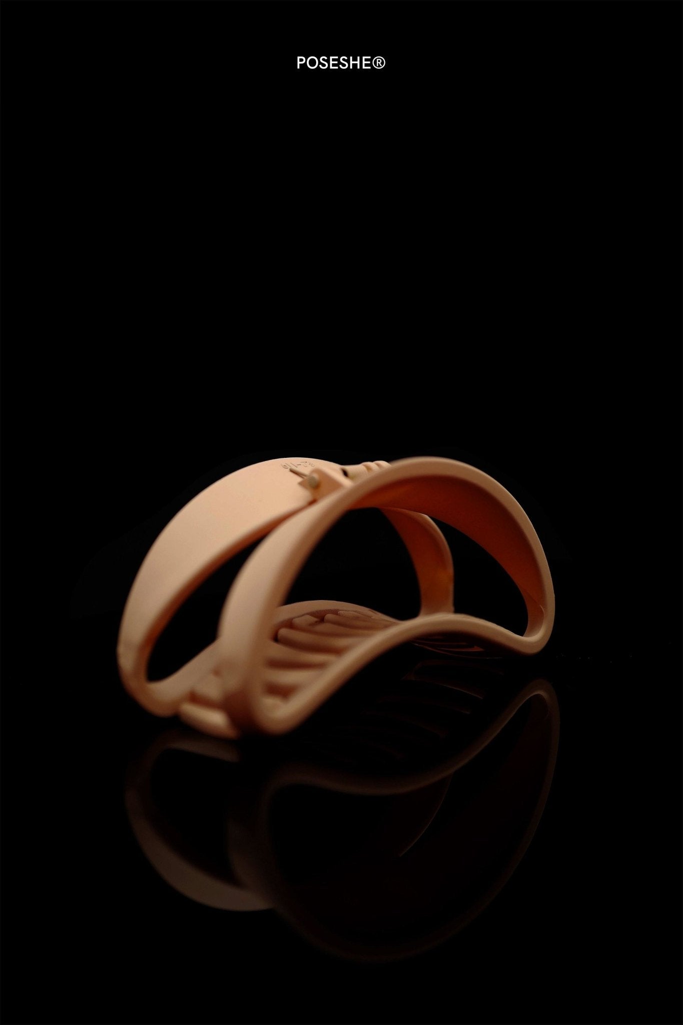Matting Hair Claw Clip, Arc - POSESHE