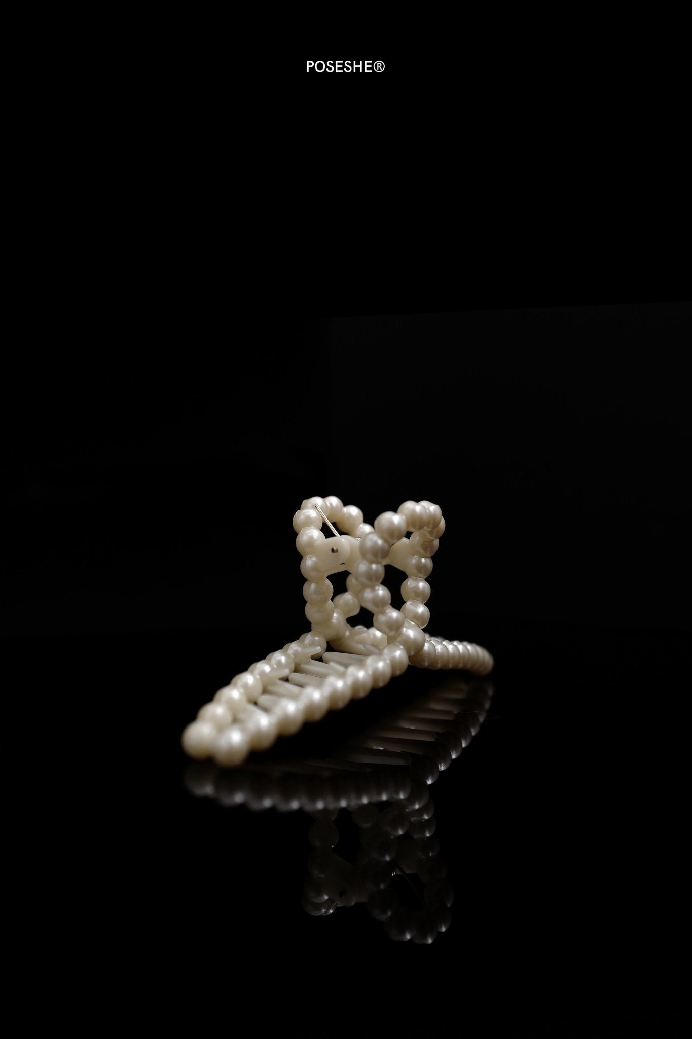 Pearl Hair Claw Clip - POSESHE